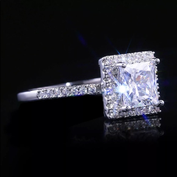 New Square 925 Silver Women’s Sapphire Ring - Picture 3 of 6